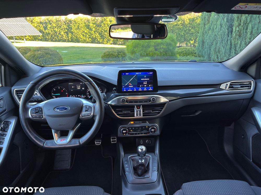 Ford Focus 2.0 EcoBlue ST-Line - 12