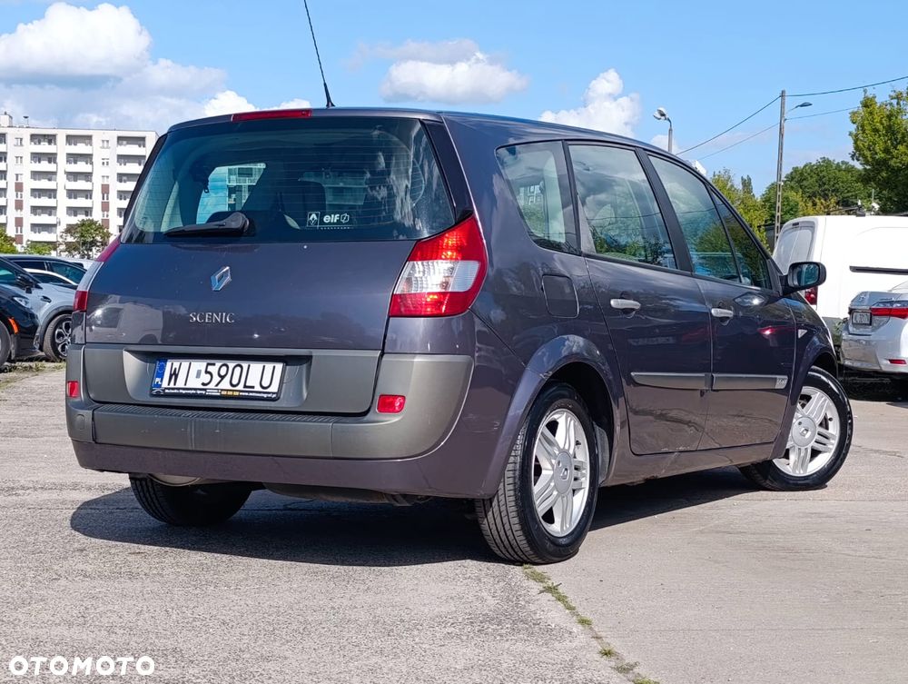 Renault Scenic 1.6 16V Dynamique - 19