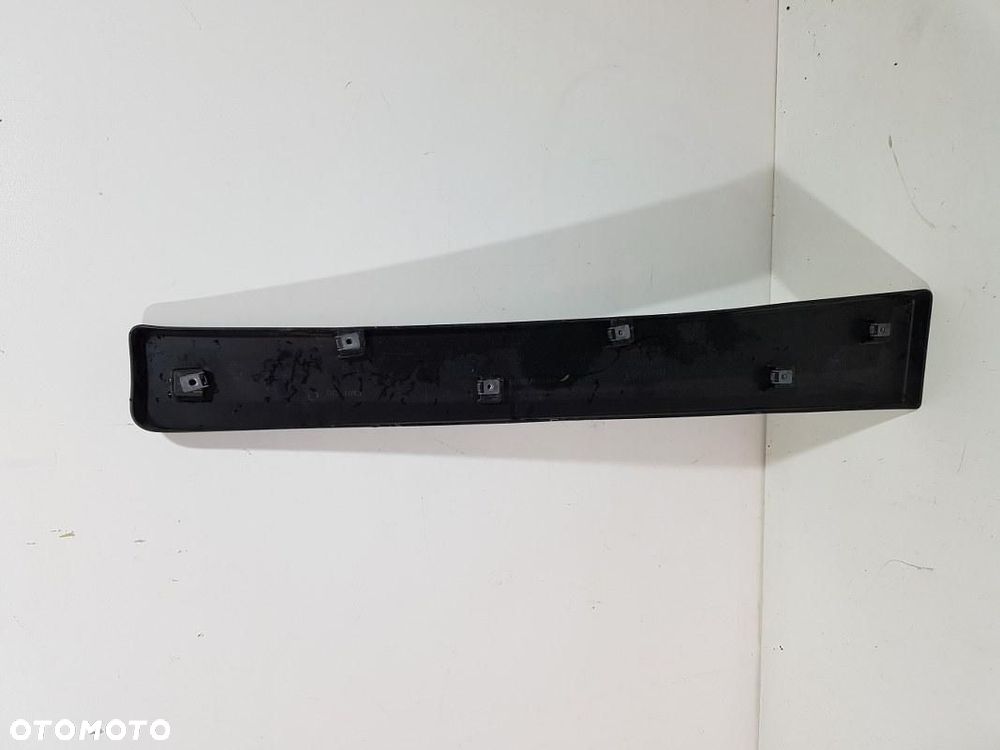 RENAULT RANGE GAMA T PANEL OWIEWKA SPOILER ZAKABINOWY PRAWY 82558467 ORYGIN - 2