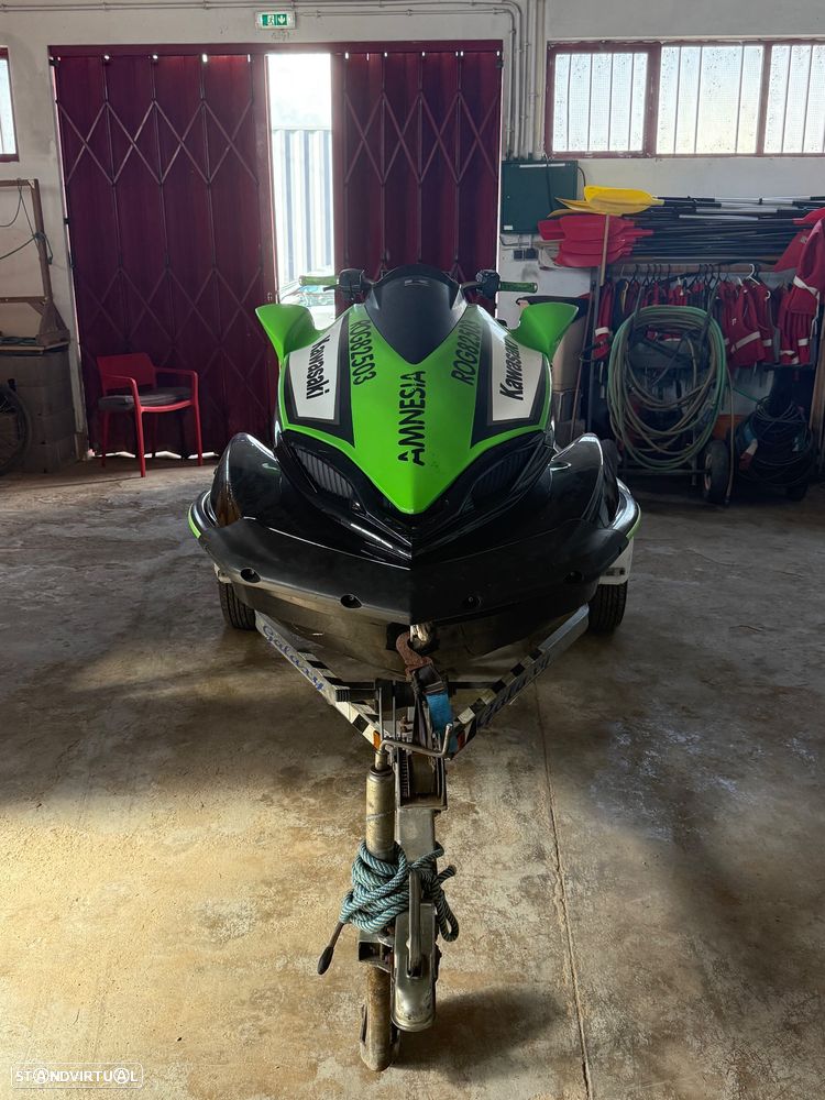 Kawasaki Ultra 310R - 2
