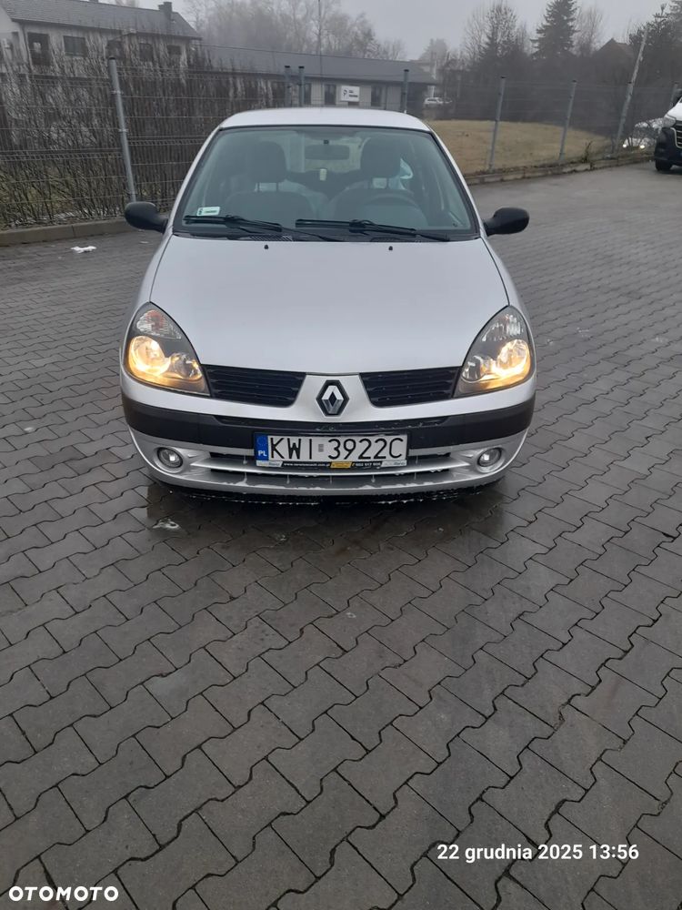 Renault Clio - 1