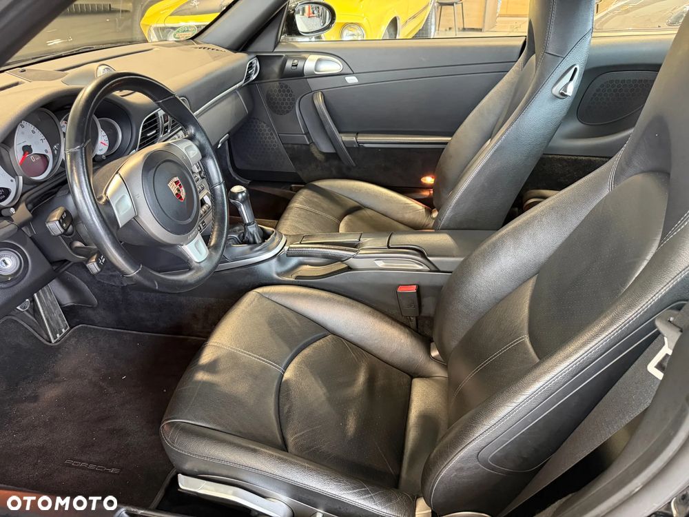 Porsche 911 Carrera S - 15