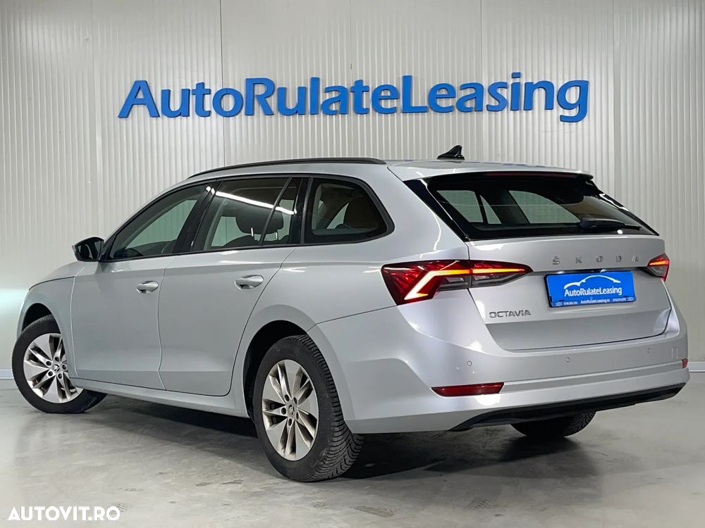 Skoda Octavia Combi 2.0 TDI DSG Ambition - 4