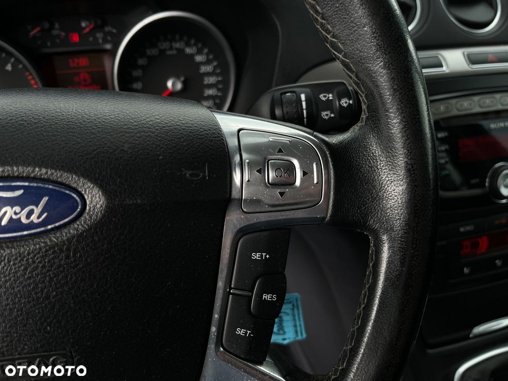 Ford Galaxy 2.0 TDCi Trend - 12