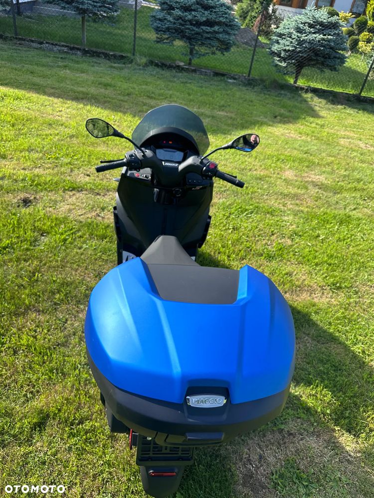 Piaggio MP-3 - 17