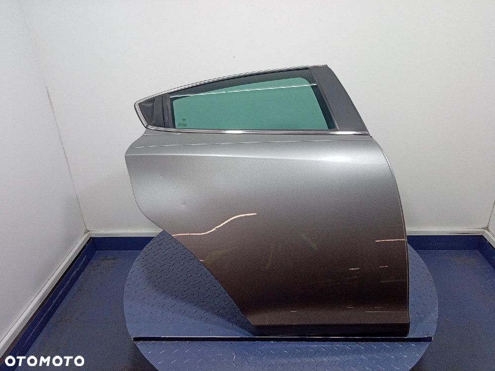 ALFA ROMEO GIULIETTA DRZWI TYŁ PRAWE 318 GRIGIO MAGNESIO - 1