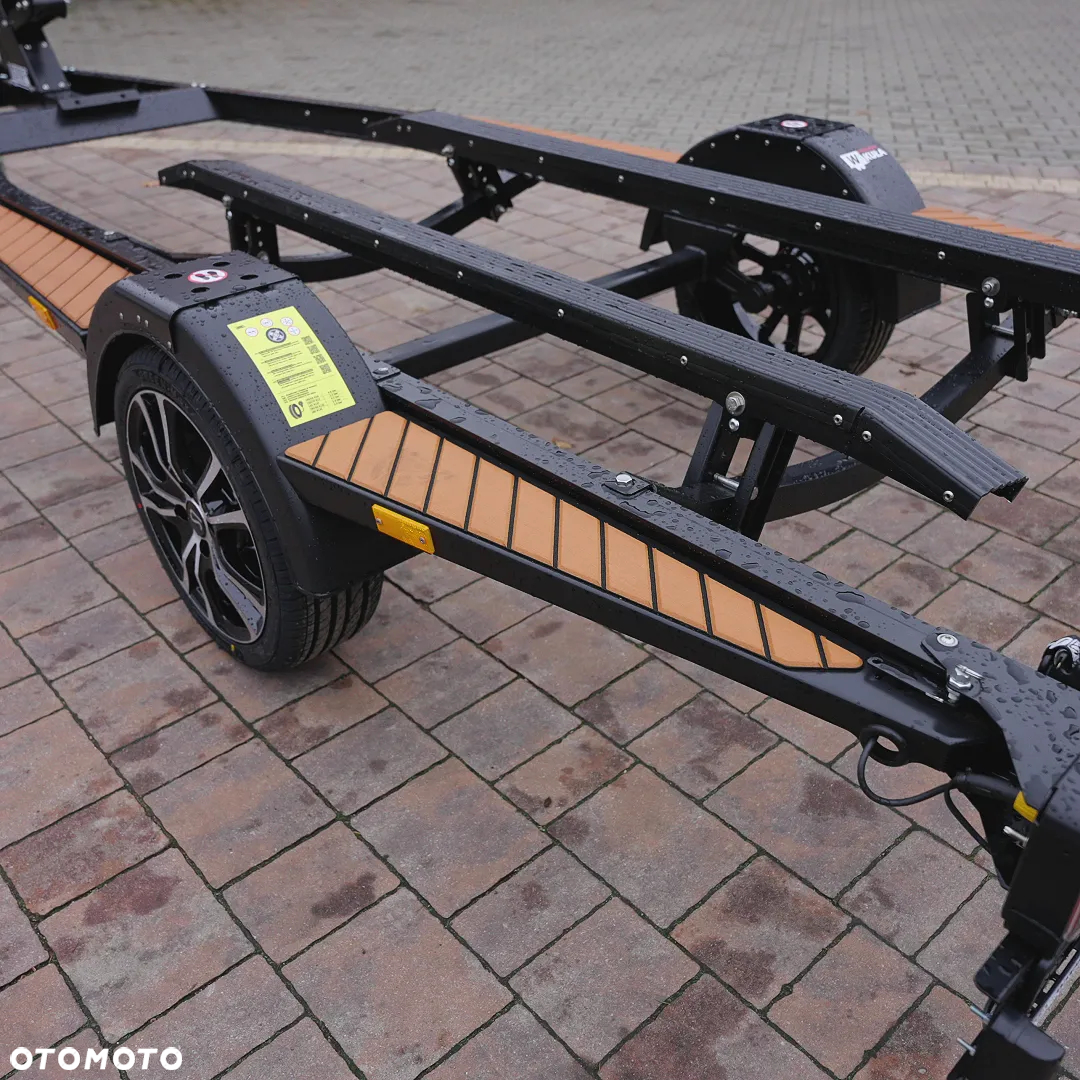 Lorries PP75-4816 SELECT LINE - 12