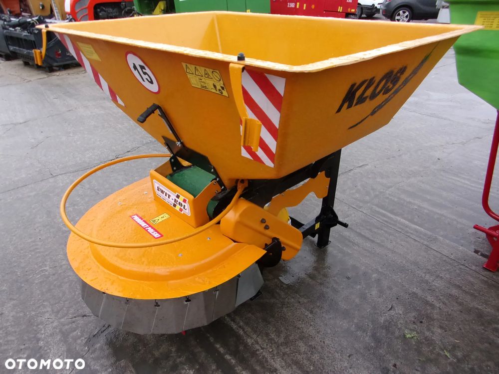 Pronar Posypywarka T-130, T-131, T-132, Piaskarka, Solarka, Rozsiewacz wapna i nawozów RCW, Piaskarka komunalna, solarka rozsiewacz piasku soli KŁOS, Rozsiewacz komunalny N 065 POM Augustów, Pług odśnieżny prosty, łamany, strzałka Ursus, Inter-Tech, Pronar - 20