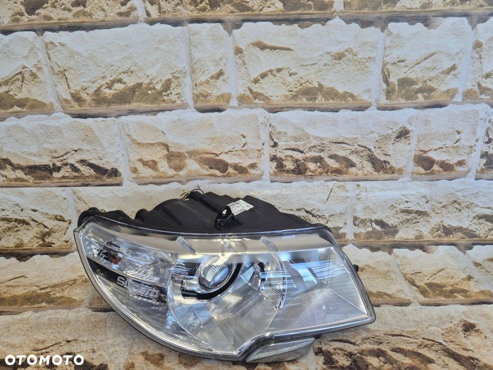 Reflektor Przód strona prawa Skoda Superb B6 (3T) 24704712000034 - 3