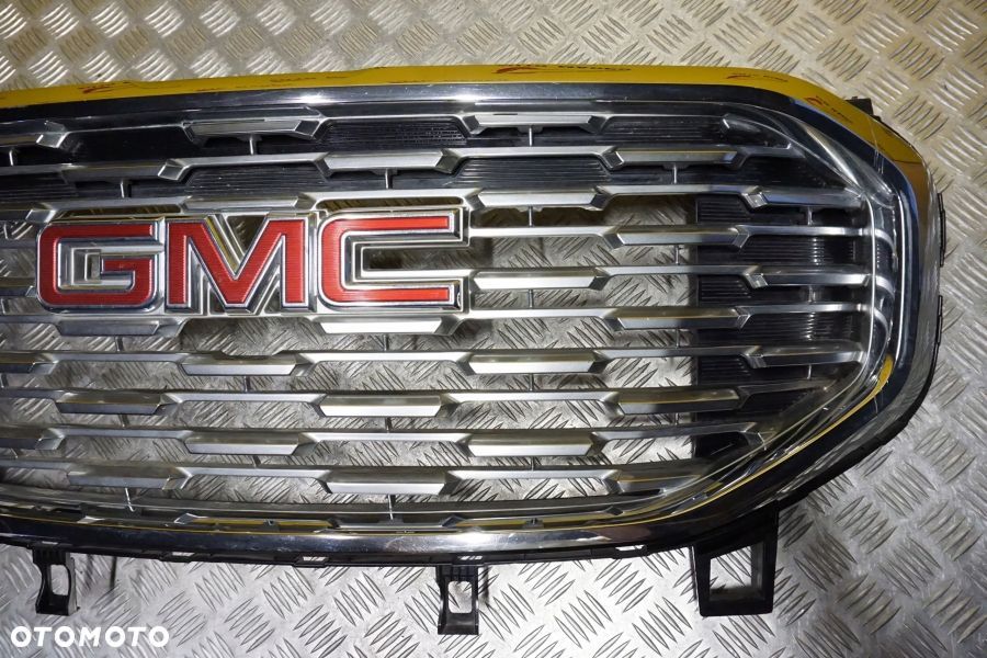 GMC TERRAIN DENALI 2018 - 2021 Atrapa Przód Grill Chrom USA - 5