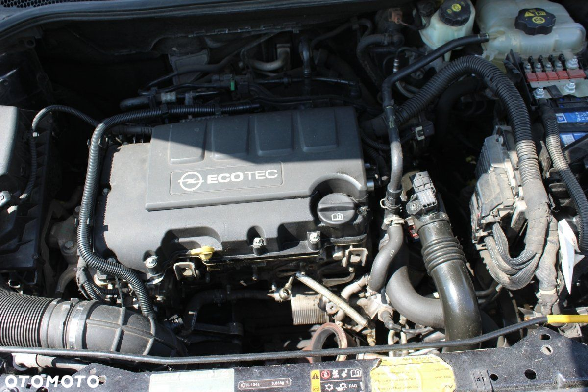 Opel Astra J 2011 1.4Turbo A14NET Kombi (MASKA, ZDERZAK, LAMPA, BŁOTNIK, DRZWI, SZYBA, FOTEL) - 11