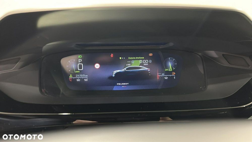 Peugeot 408 - 15