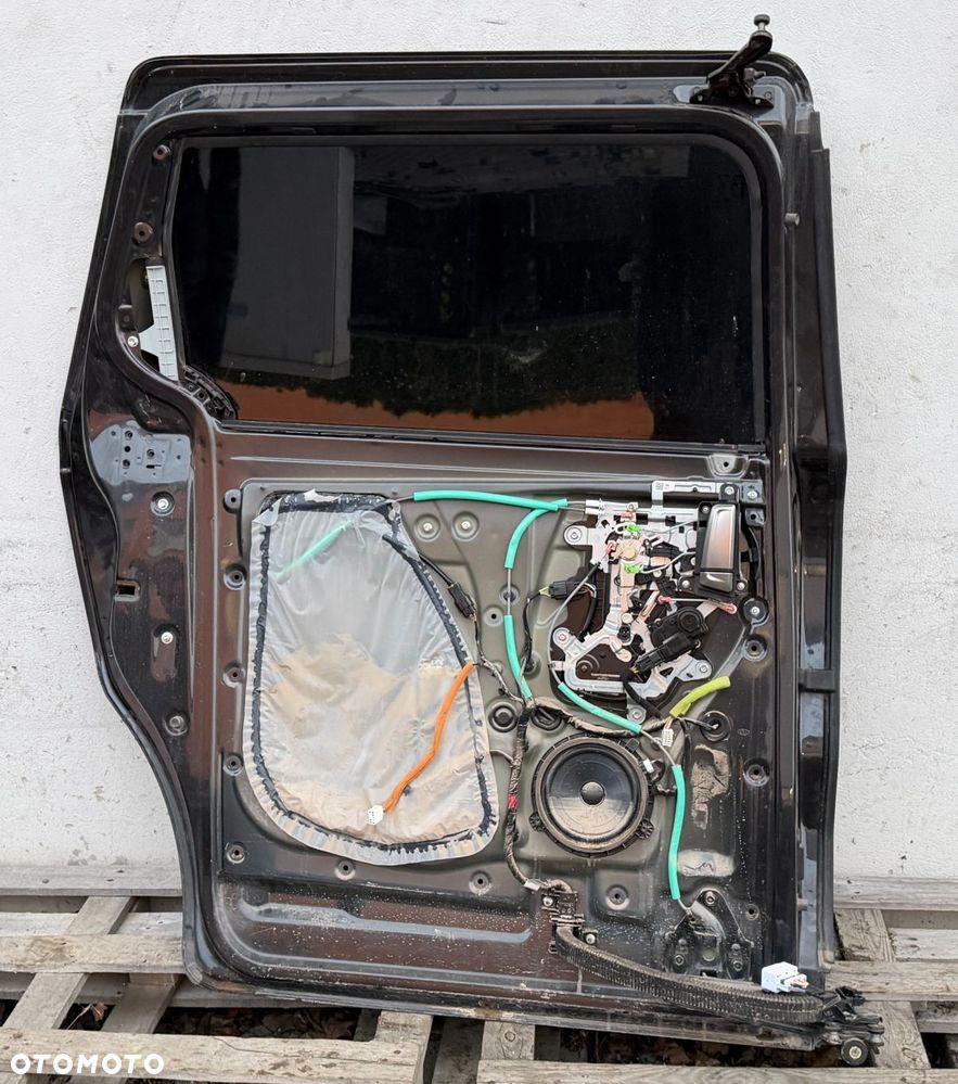 B3 CARNIVAL IV 2020 - DRZWI LEWE TYŁ TYLNE KOMPLETNE P2M - 5