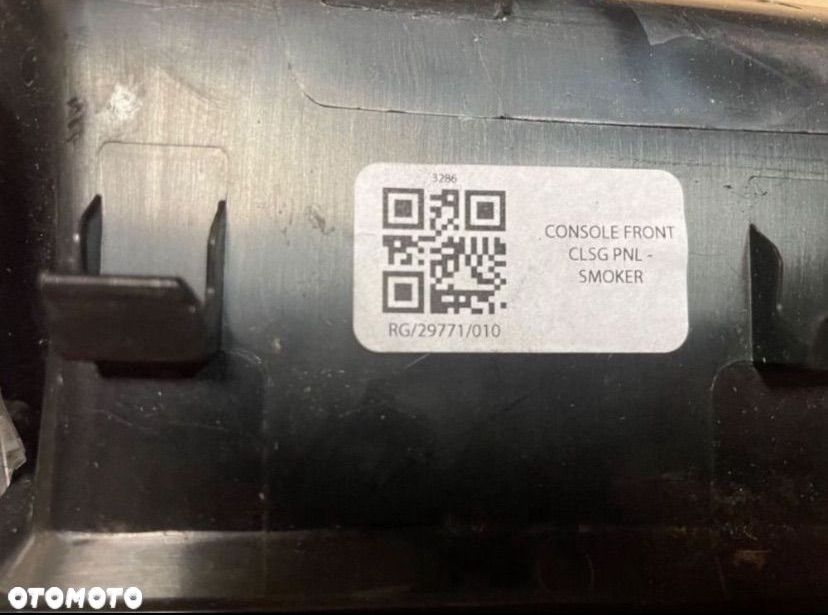 RG29771010 Gniazdo zapalniczki Jaguar range rover - 3