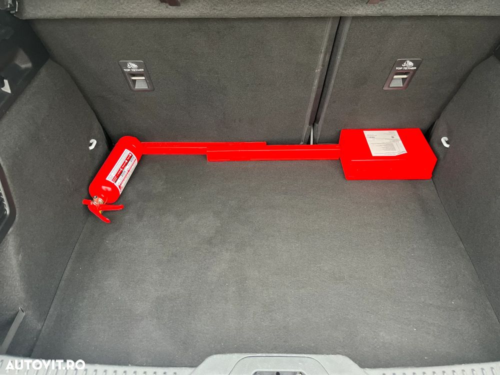 Ford Focus 1.5 EcoBlue Titanium Business - 17