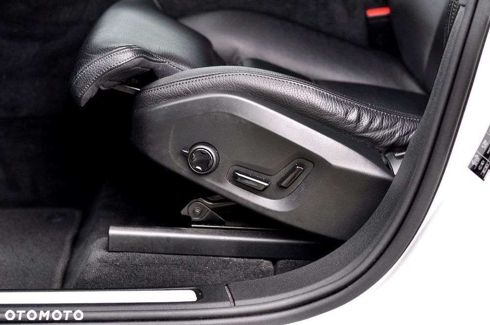 Volvo XC 60 - 16