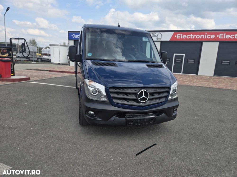 Mercedes-Benz Sprinter - 13