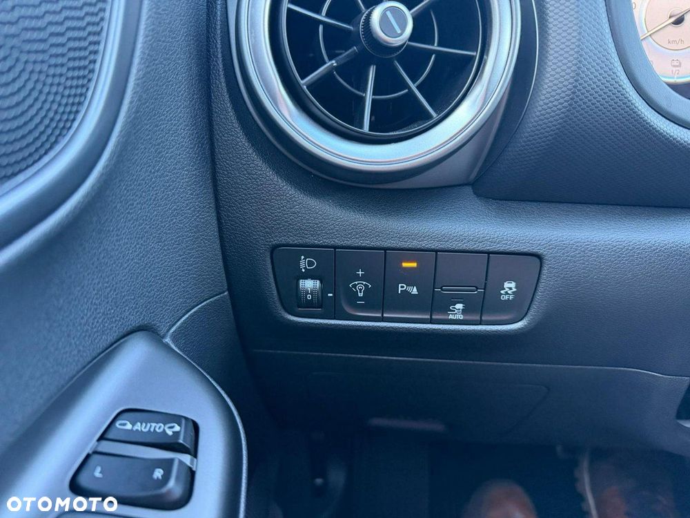 Hyundai Kona 39kWh Executive - 18