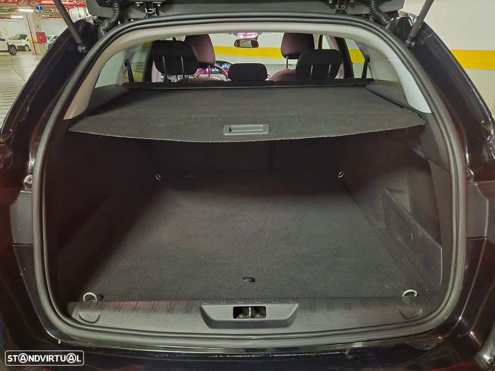 Peugeot 308 SW 1.5 BlueHDi Active - 31