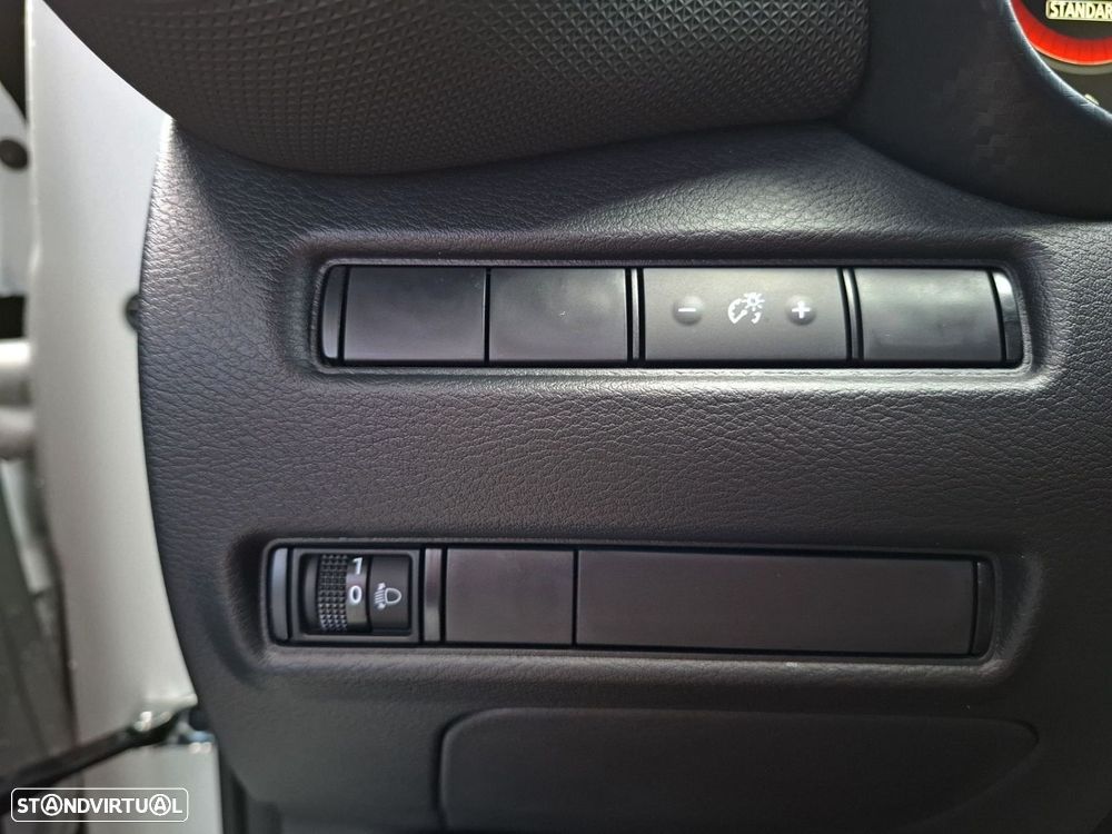 Nissan Juke 1.6 Hybrid N-Connecta Two Tone - 20