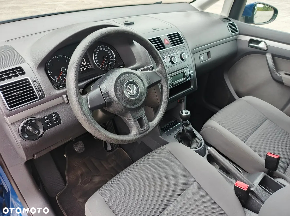 Volkswagen Touran 1.6 TDI DPF BlueMotion Technology Comfortline - 13
