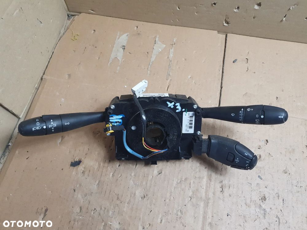 } PRZEŁĄCZNIK ZESPOLONY PEUGEOT / CITROEN nr 96661300XT