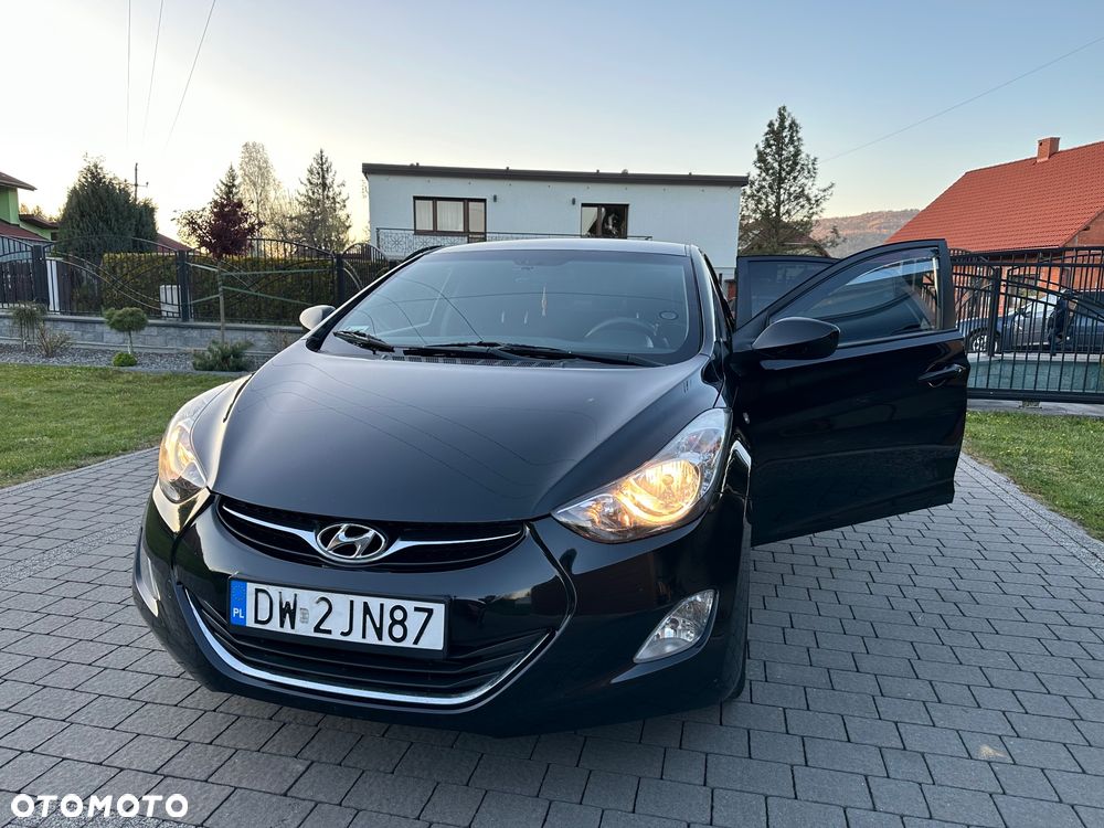 Hyundai Elantra 1.6 Comfort - 20