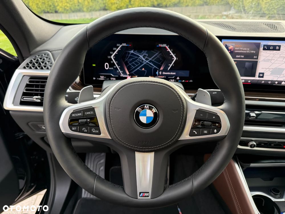 BMW X6 xDrive30d mHEV - 24