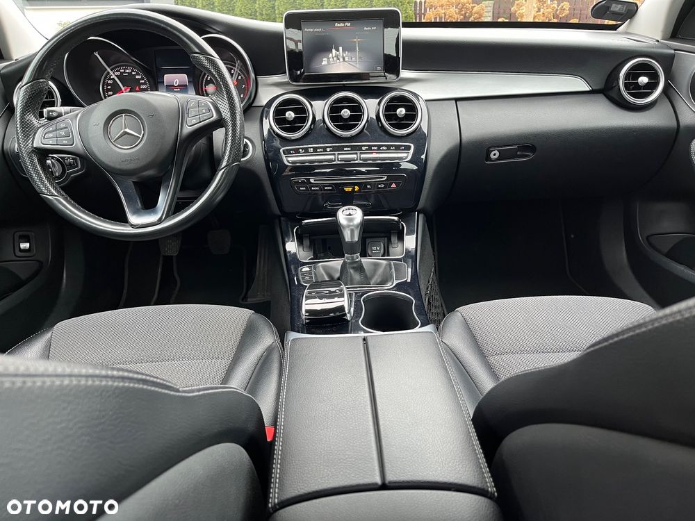 Mercedes-Benz Klasa C 180 Avantgarde - 2