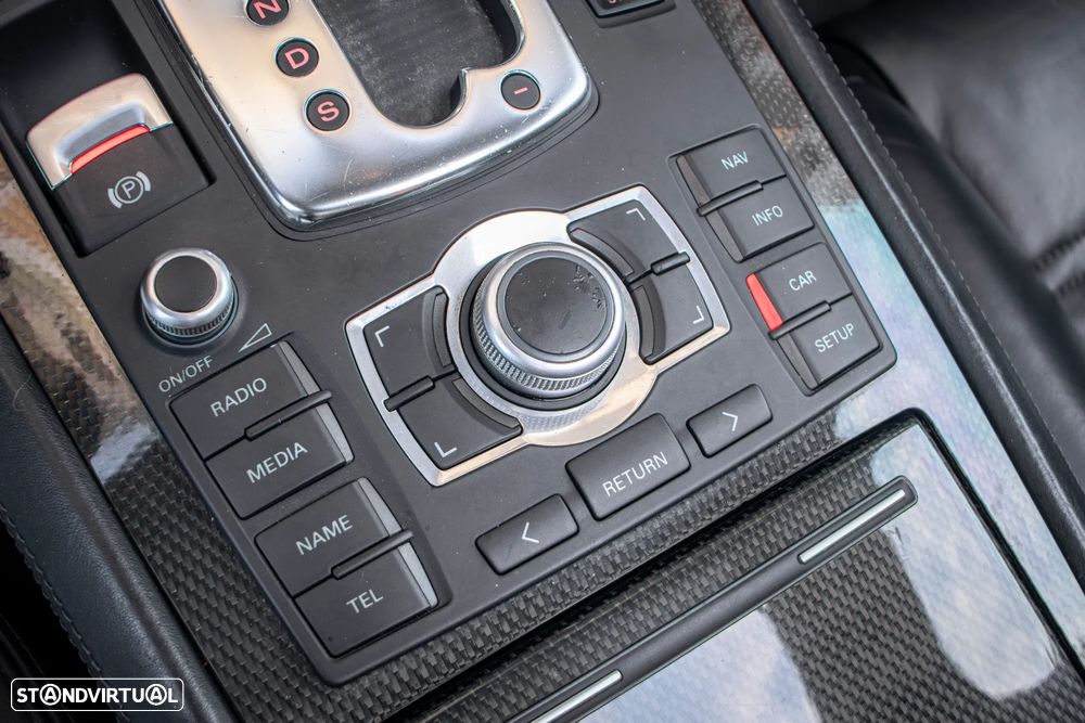 Audi S8 5.2 FSi V10 quattro - 24