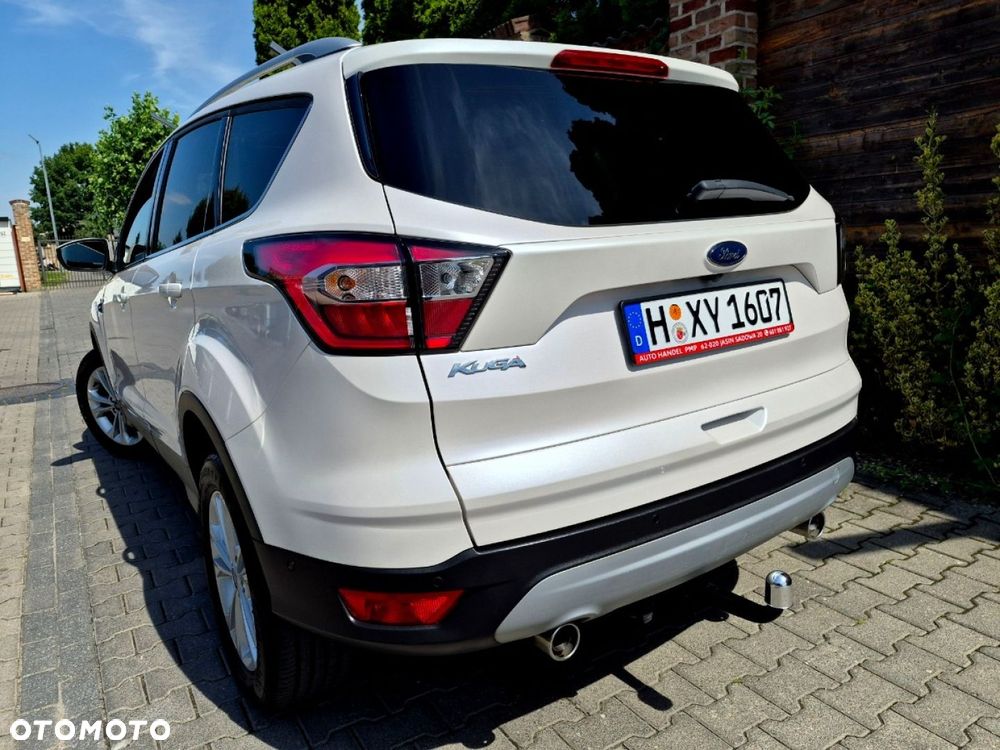 Ford Kuga - 31