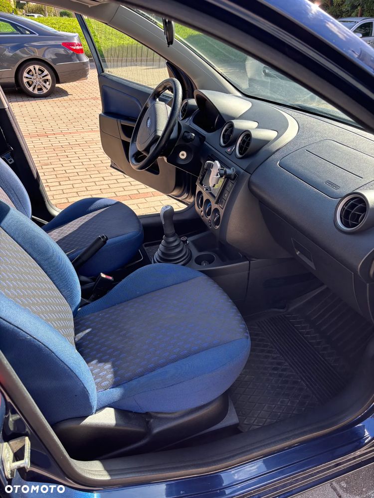 Ford Fiesta 1.6 Trend - 7