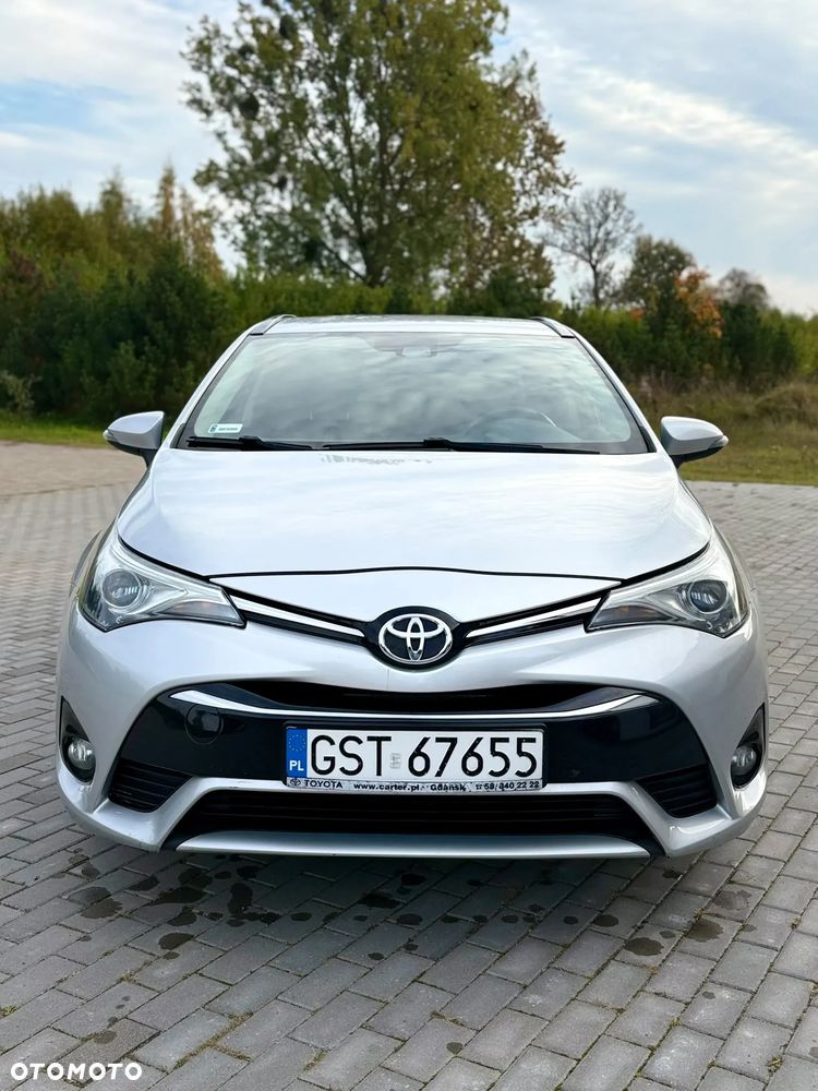 Toyota Avensis - 11