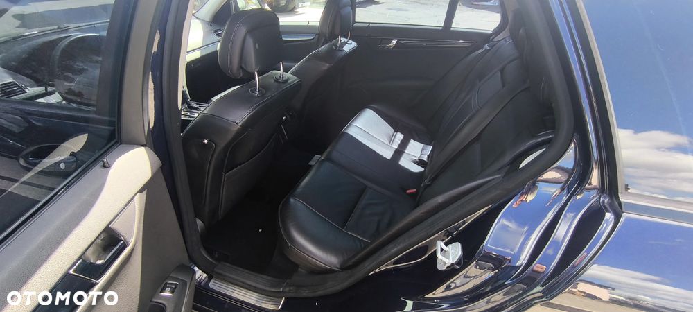 Mercedes-Benz Klasa C - 8