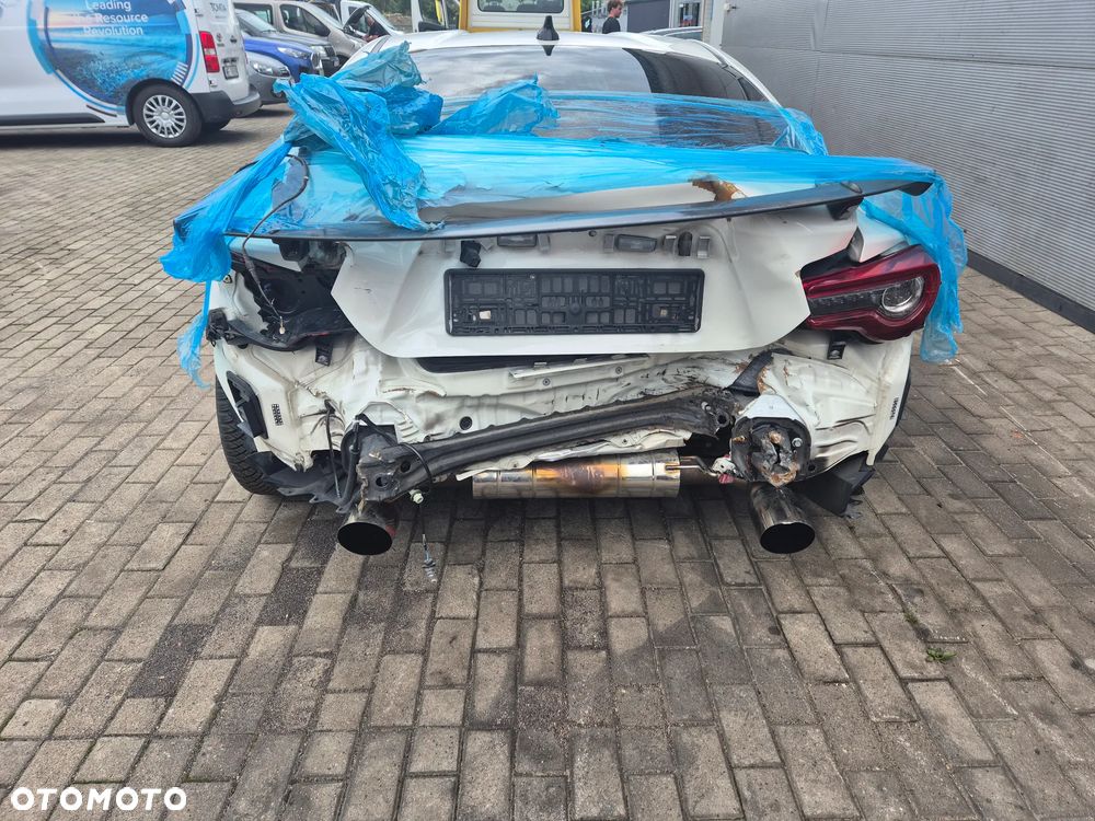 Toyota GT86 2.0 Premium - 3