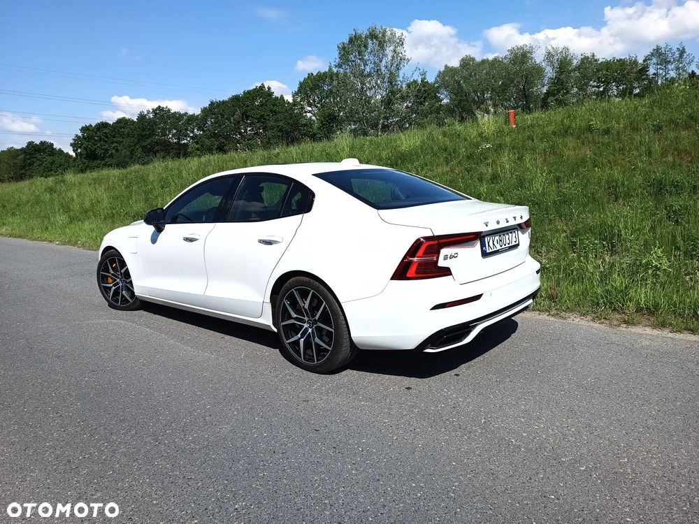 Volvo S60 T8 Recharge AWD Polestar Engineered - 5