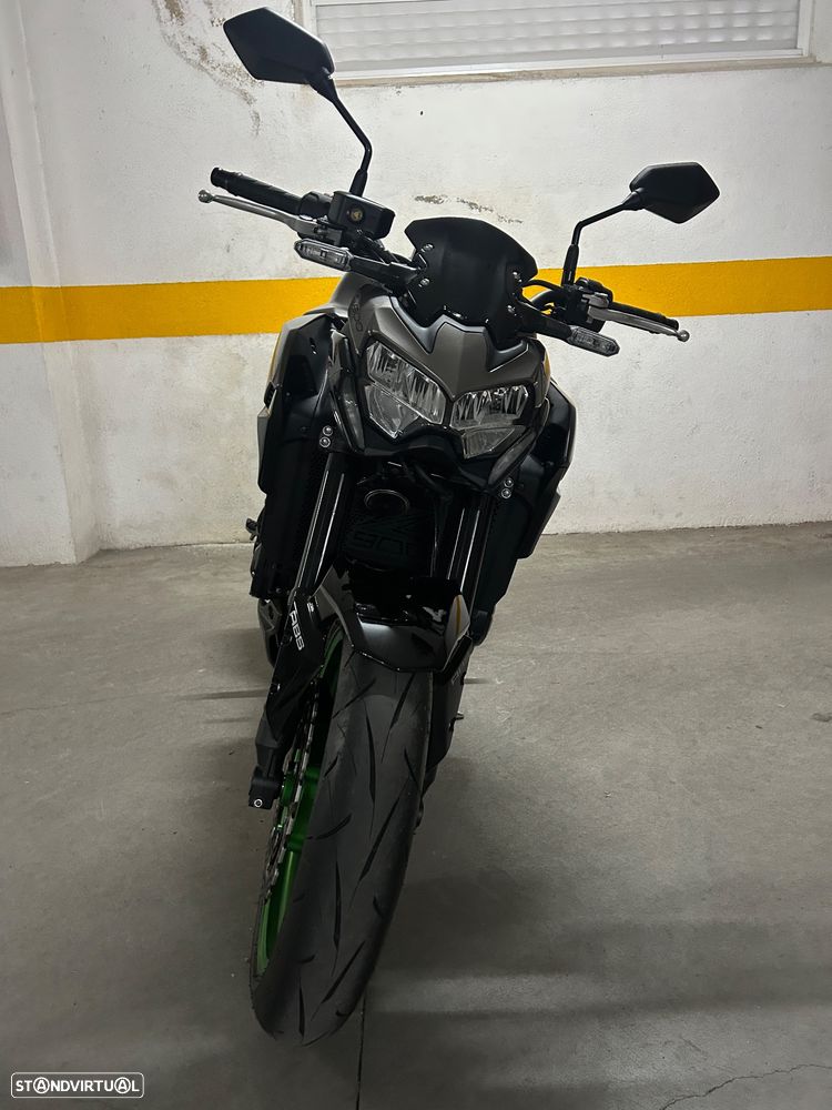 Kawasaki Z Z900 - 12