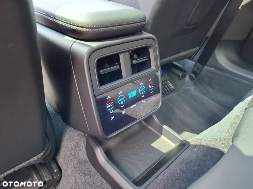 Porsche Taycan 105kWh Turbo S - 15
