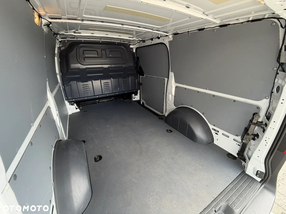 Mercedes-Benz Vito 116 CDI Furgon Długi - 22
