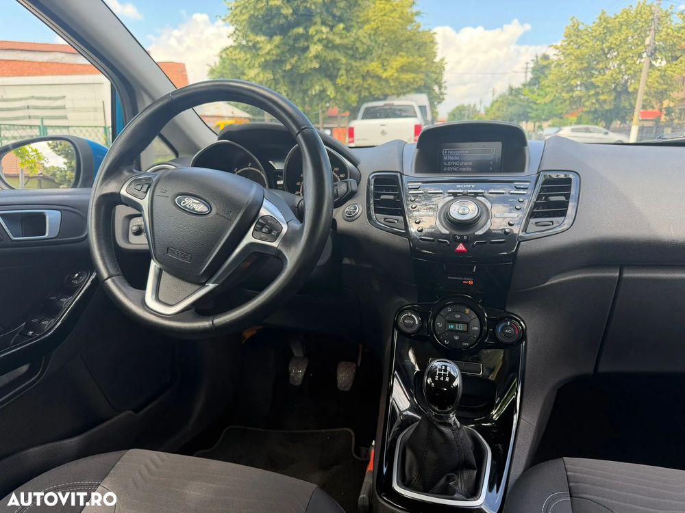 Ford Fiesta 1.6 TDCI DPF Titanium - 10