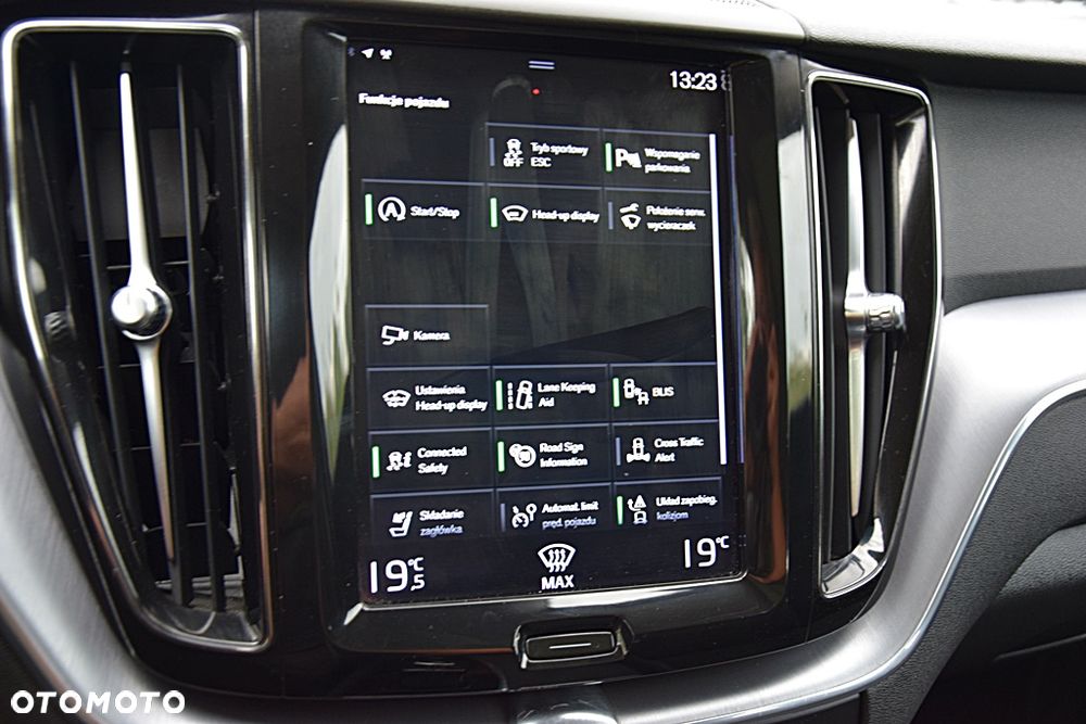 Volvo XC 60 B4 D AWD Geartronic Inscription - 23