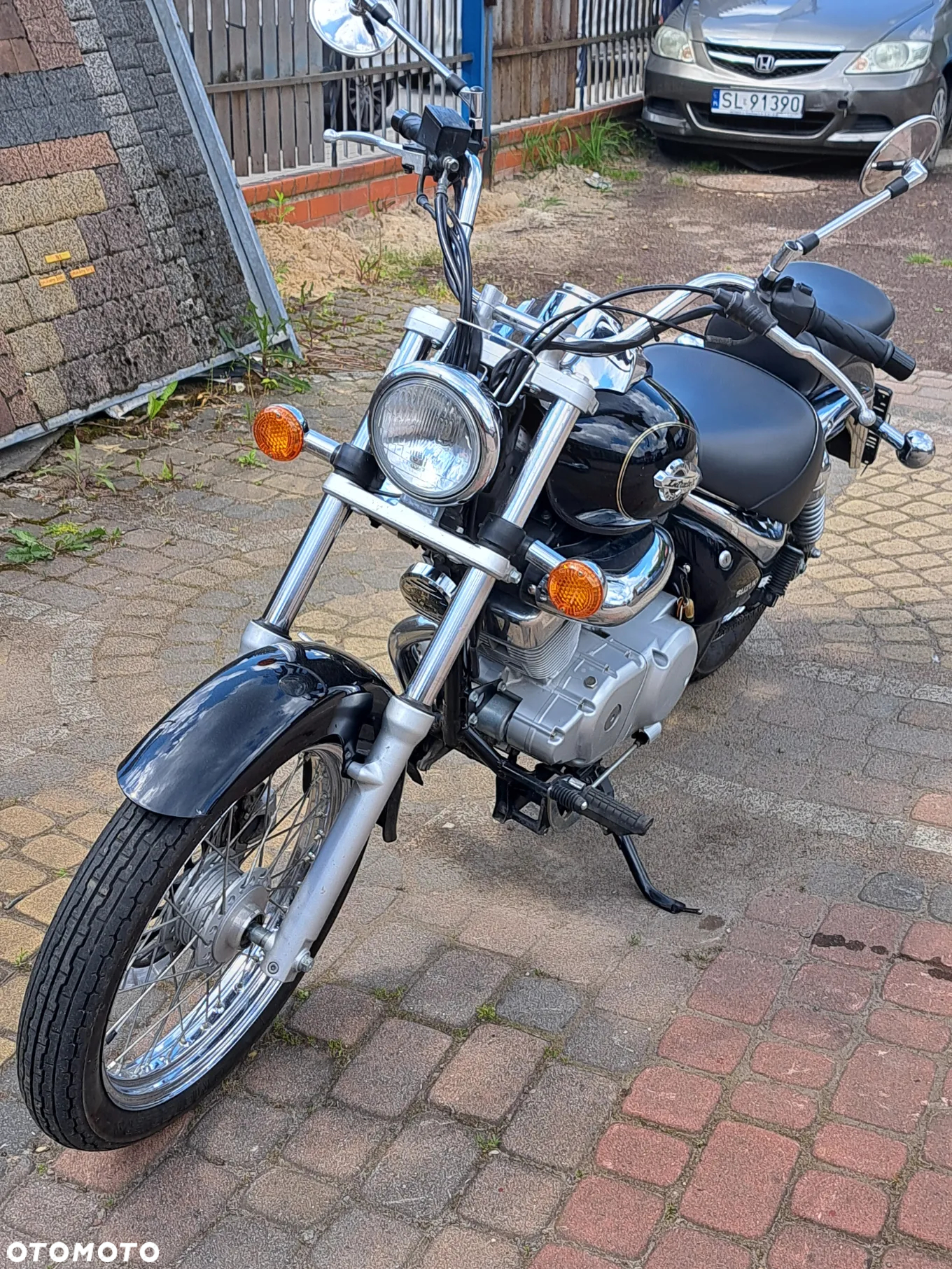 Suzuki Marauder - 3