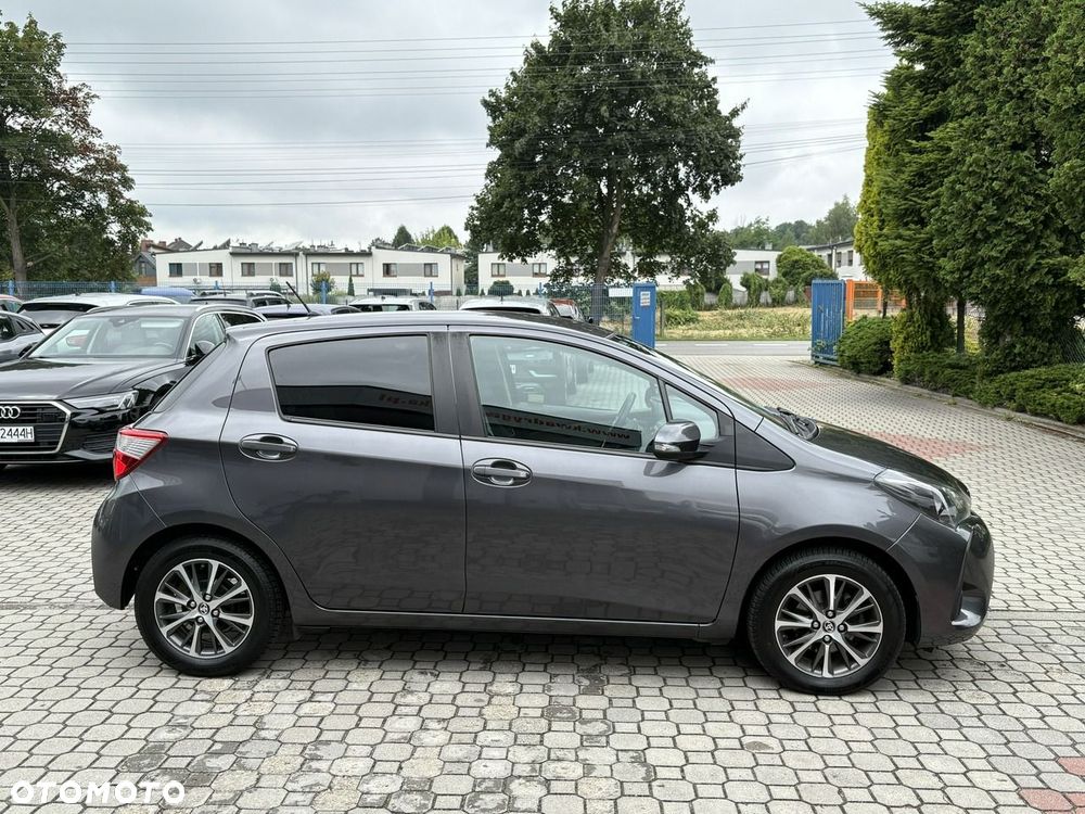Toyota Yaris - 5