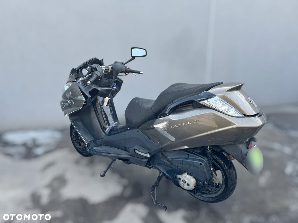 Peugeot Satelis - 4