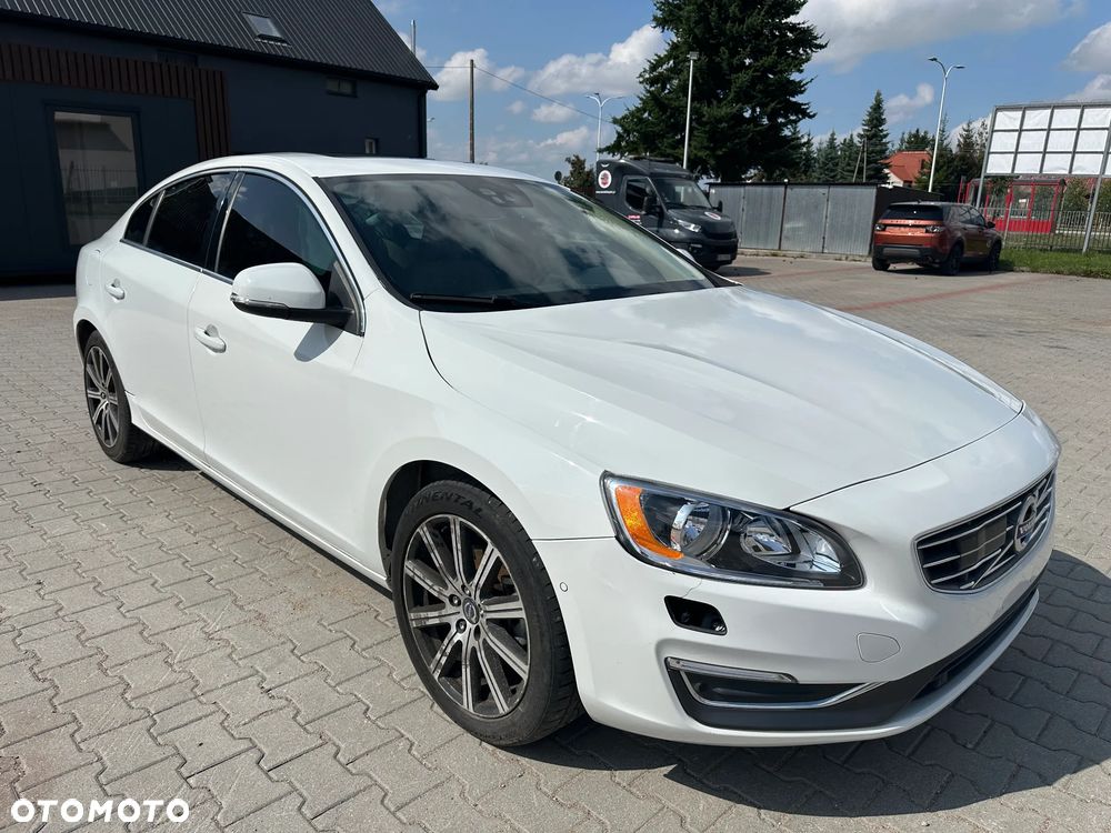 Volvo S60 - 16