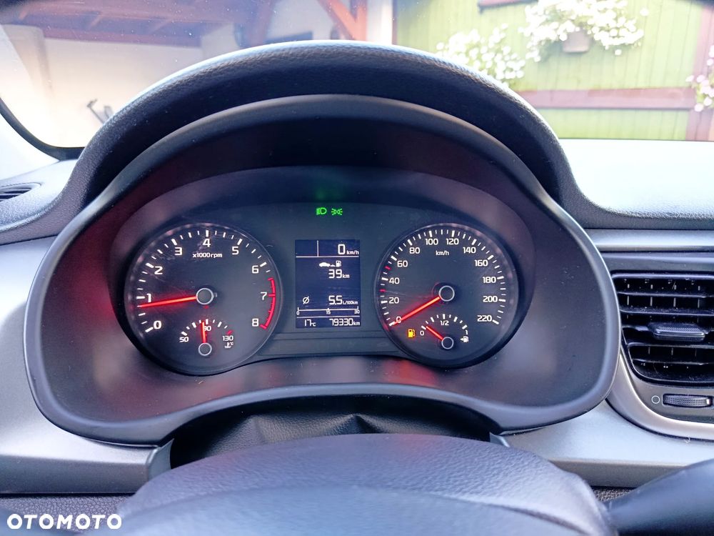 Kia Rio 1.2 M - 14