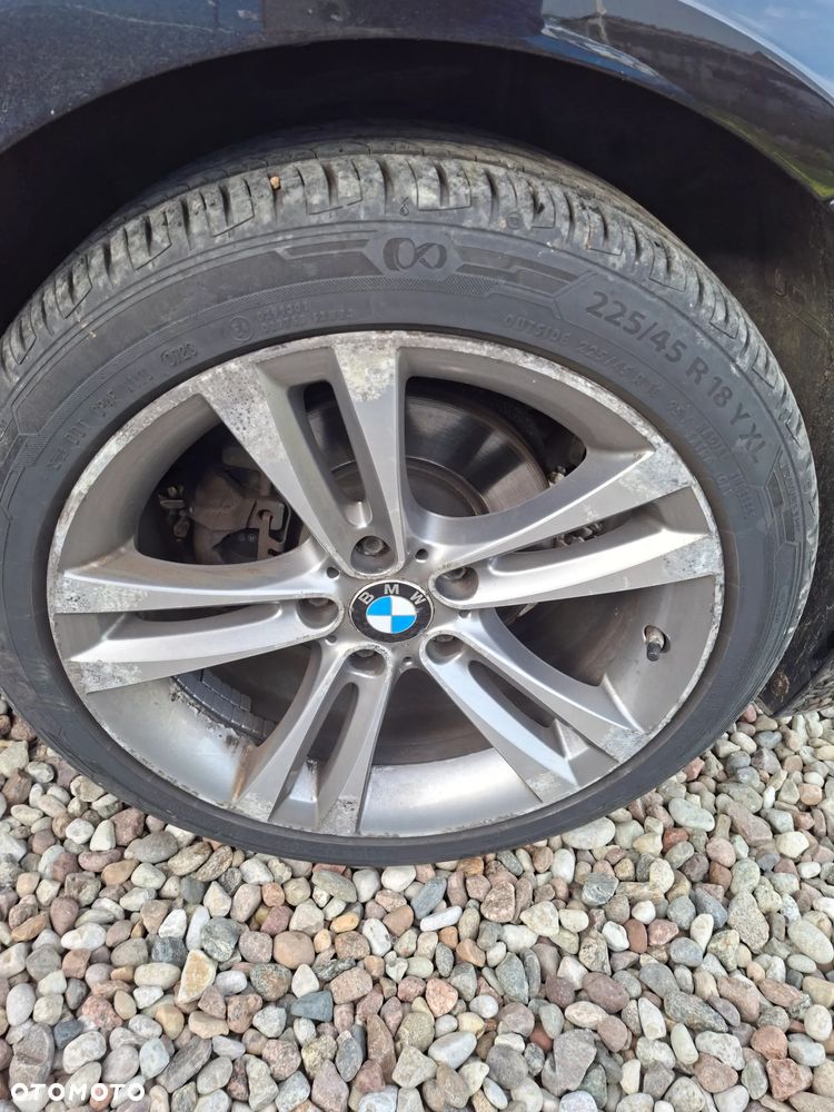 BMW Seria 3 318d - 8