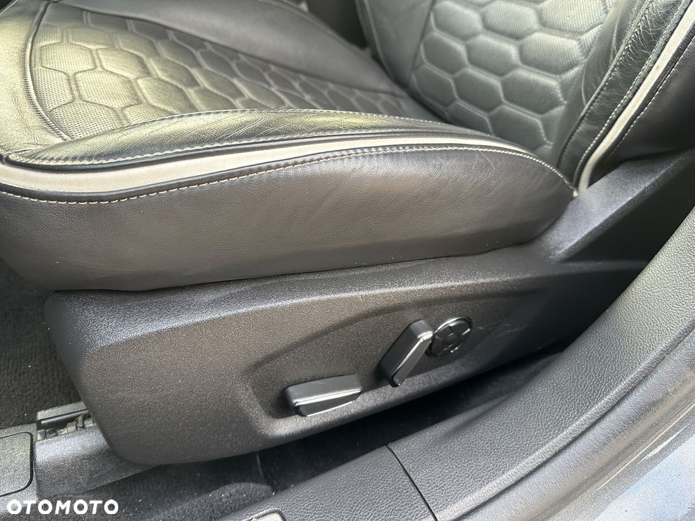 Ford Mondeo 2.0 EcoBlue Allrad VIGNALE - 18