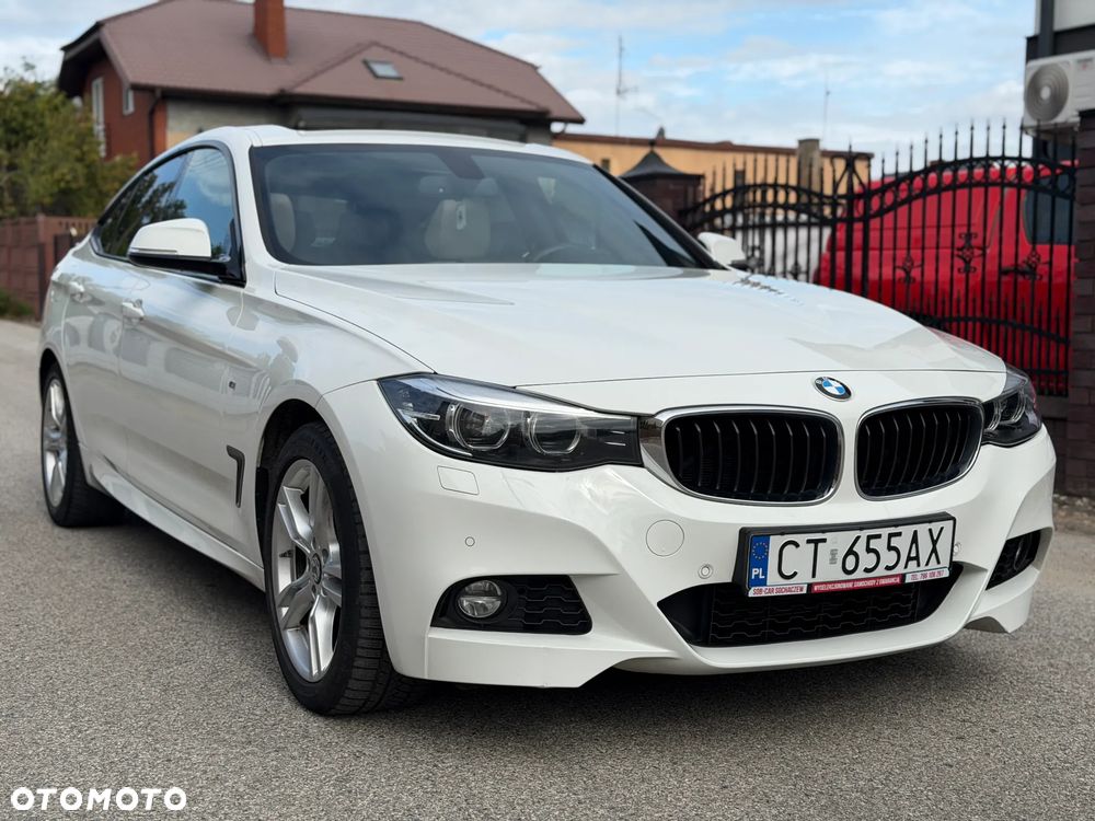 BMW 3GT 330i xDrive M Sport - 3