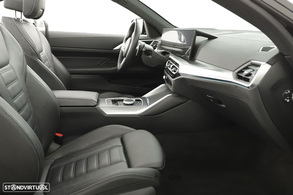 BMW 420 i Pack Desportivo M Auto - 28